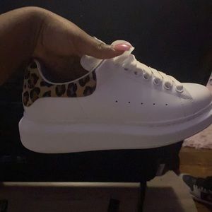 Alexander Mcqueen shoes wmns size 38